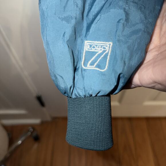 VTG Logo 7 Men’s Philadelphia Eagles Pullover V Neck Size XL 90’s NFL Green - Picture 6 of 7